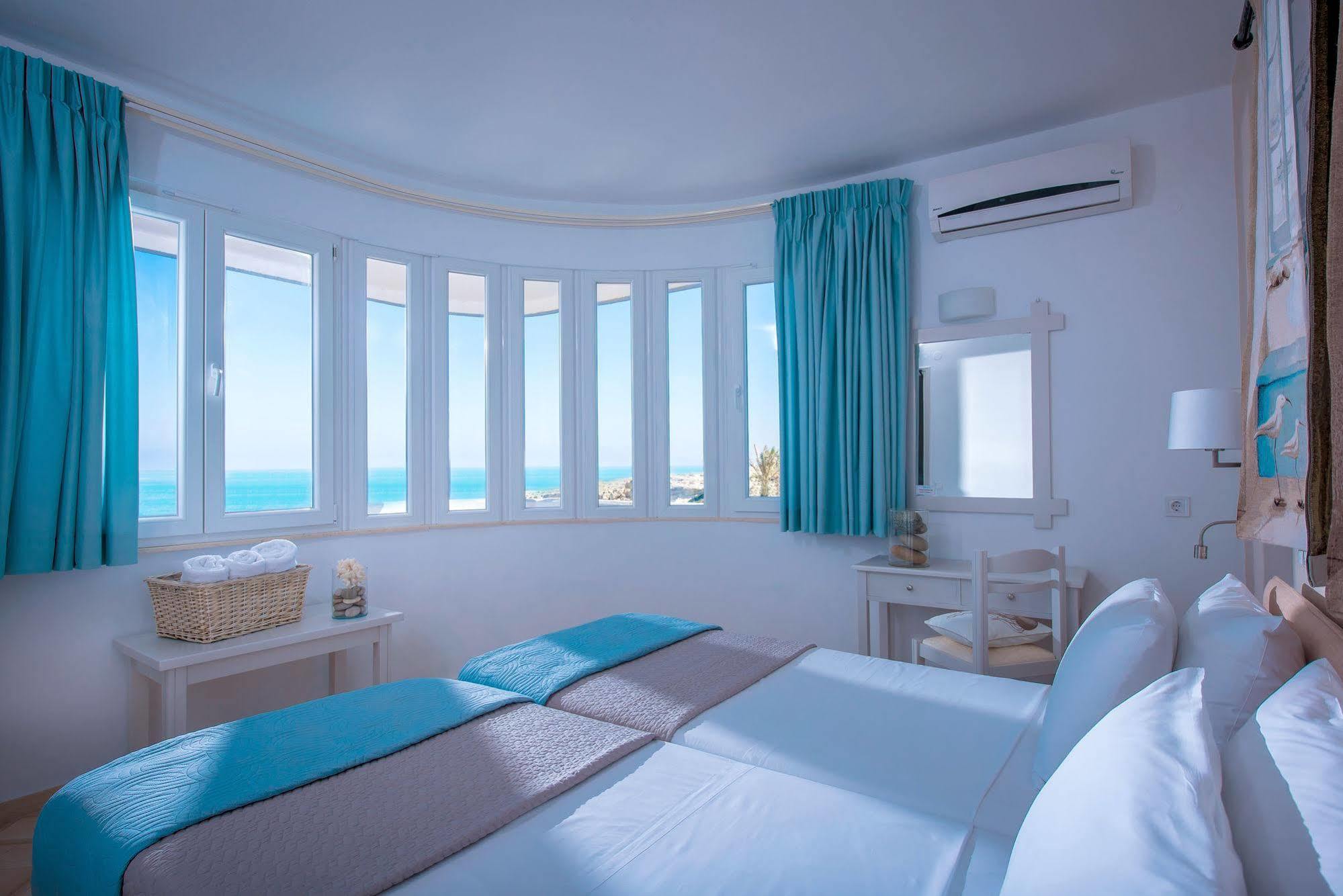Sonia Aparthotel 3*